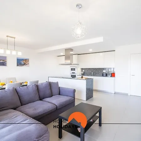 #090 Correeira By Holidays