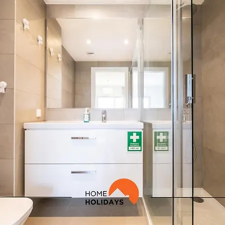 #090 Correeira By Holidays Appartement *