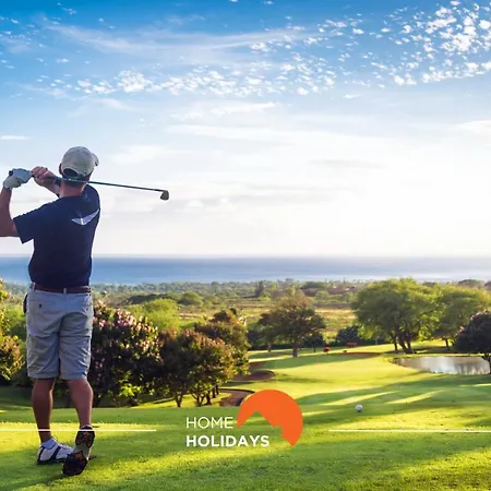 #090 Correeira By Holidays アパート