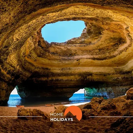 #090 Correeira By Holidays Apartamento *