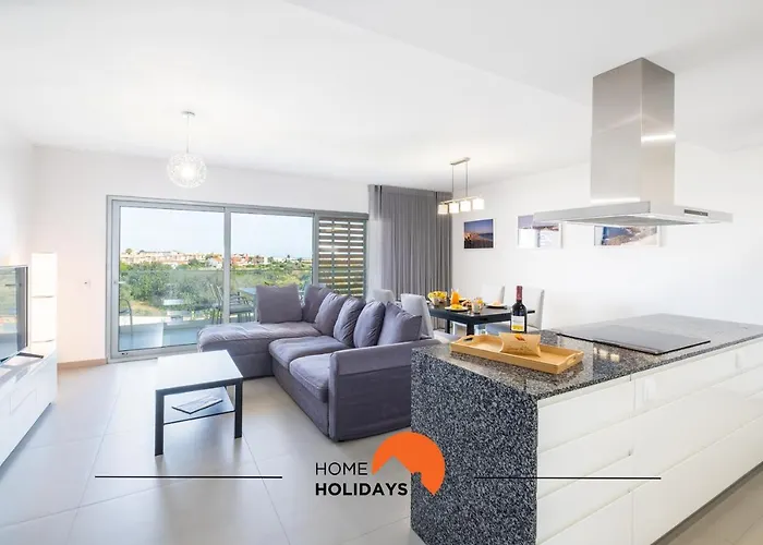 #090 Correeira By Holidays Apartman *